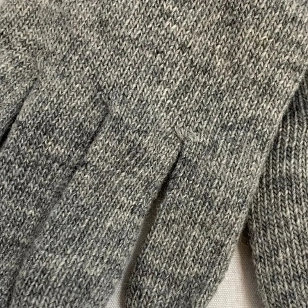 Wild Fable Gray Touchscreen Tech Gloves One Size Recycled Polyester NWT Winter